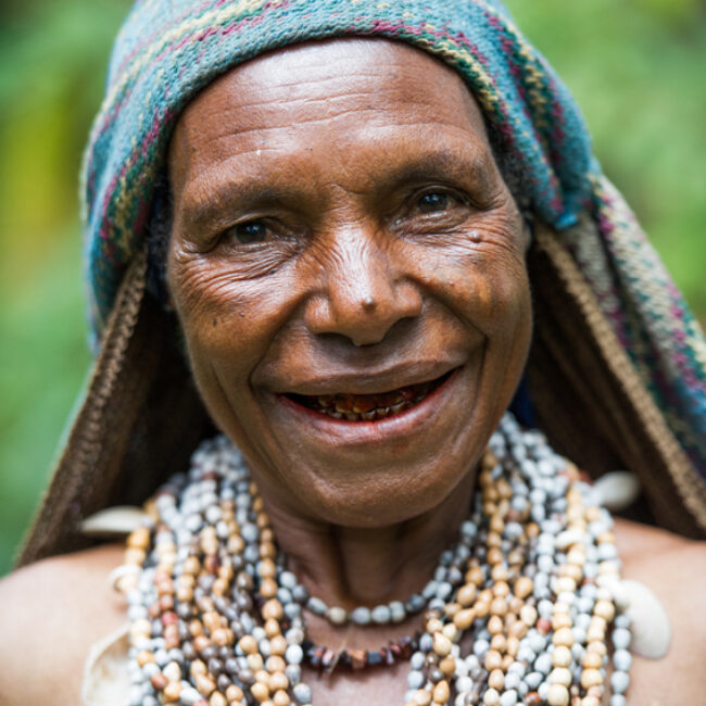 Woman from the Ji-Paiya-Kutumb Tribe, Papua New Guinea.